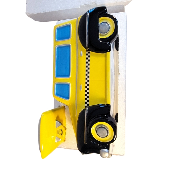 BETTY BOOP CAB CO LIMITED VANDOR 2007 CERAMIC COOKIE JAR 9" X 13" X 8'' RARE NIB - Picture 15 of 16